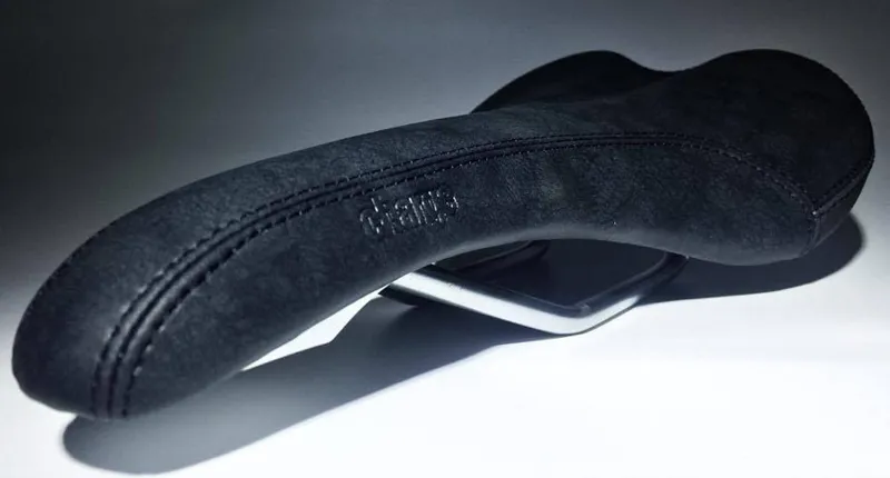 Charge Spoon Reflect Ltd Edition Saddle Black/White-4